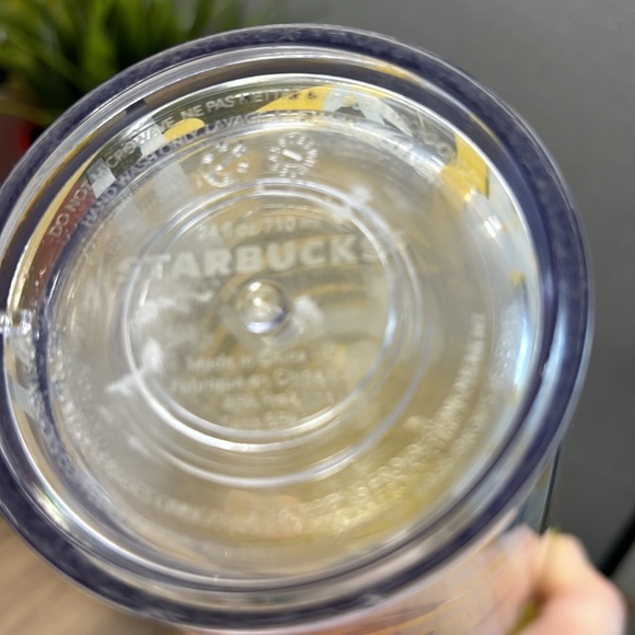 Starbucks Zebra yellow venti cold tumbler. - Picture 6 of 6